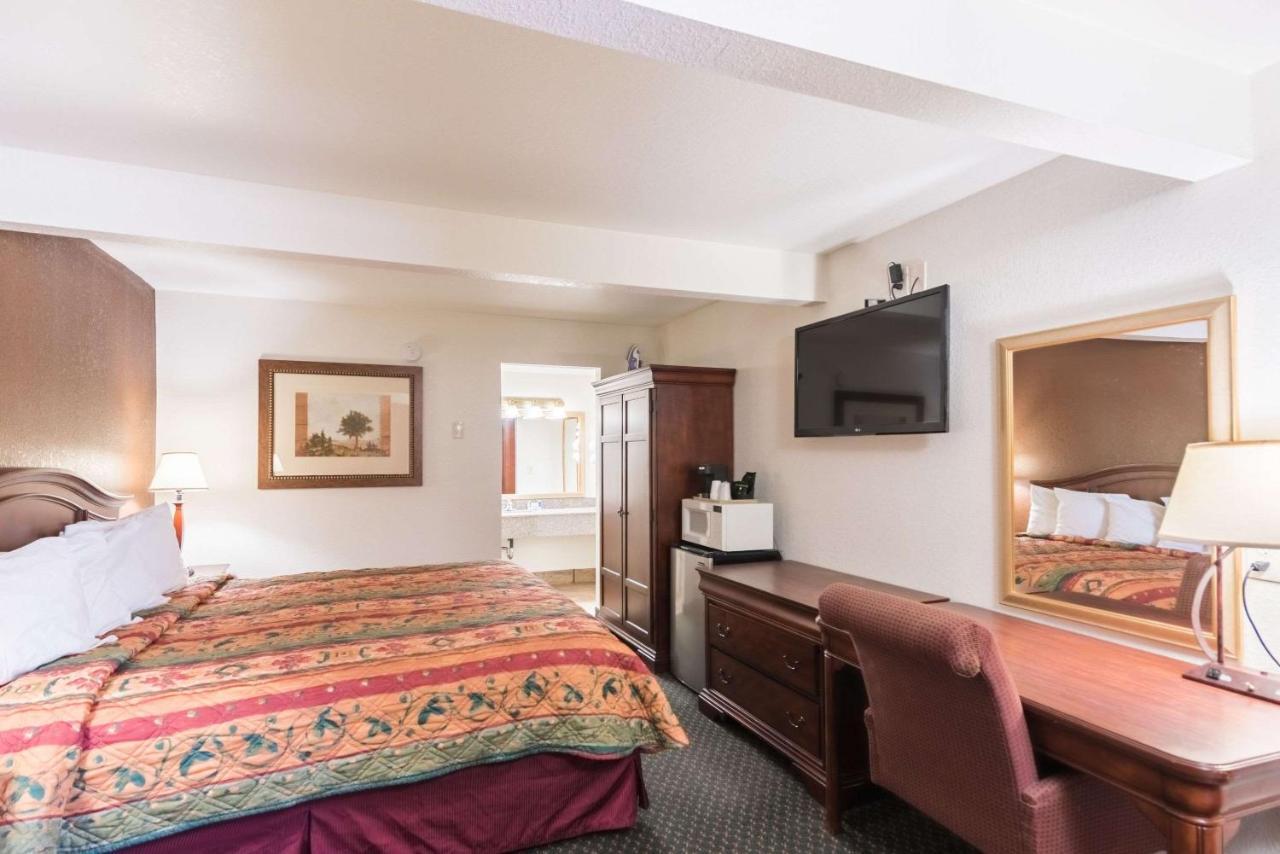 1St Interstate Inn Монтроз Экстерьер фото
